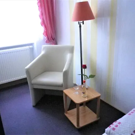 Zur Altdeutschen Guest house *