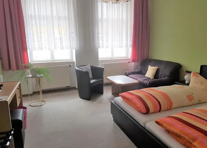 Zur Altdeutschen Gasthuis 3*